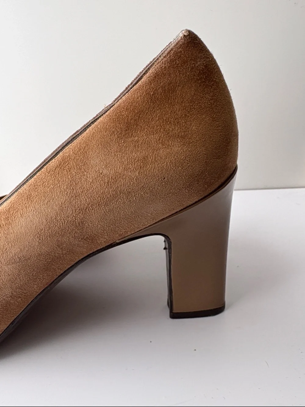 Bally Vintage Women's Tan Suede Flats with Leather Cap-Toe Size 10